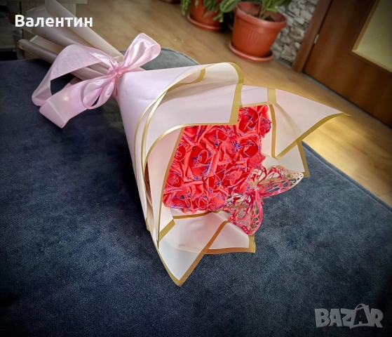 Вечен букет от 17 Фоамени рози