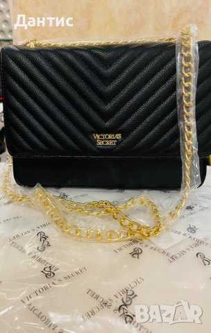 Victoria's Secret Pebbled V-Quilt Street чанта през рамо Chain Strap Purse MSRP

