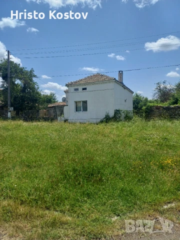 Продавам къща в с.Пресиян 