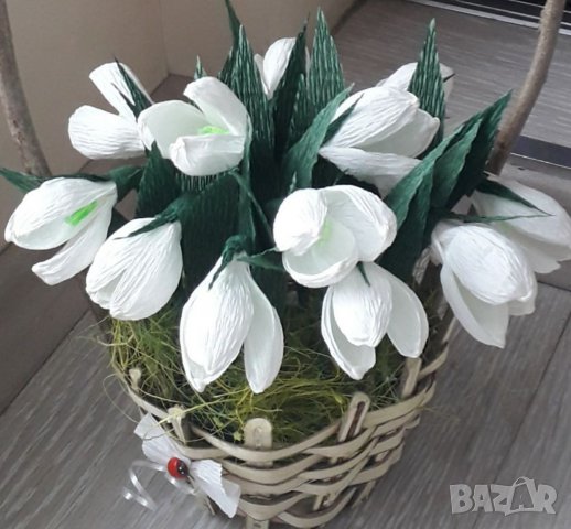 Кошничка с кокичета за 8-ми март , снимка 2 - Изкуствени цветя - 39551800