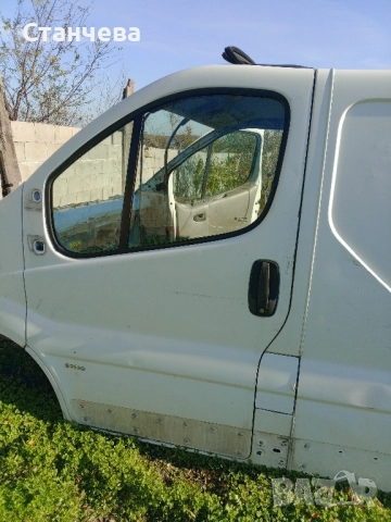 врати за Опел Виваро , снимка 4 - Части - 52484142