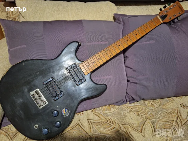 Ретро електрическа китара Кремона