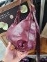 Малка чанта в бордо с регулираща дръжка, снимка 8