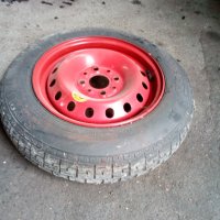 Резервна гума за фиат, снимка 1 - Аксесоари и консумативи - 43554555