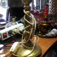 Настолна месингова лампа с абажур, снимка 2 - Други ценни предмети - 36959844