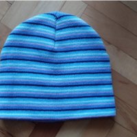 чисто нови детски шапки, зимни, снимка 1 - Шапки - 43912678