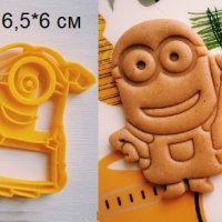 Миньон Миньони Minion пластмасов резец форма фондан тесто бисквитки, снимка 1 - Форми - 28105617