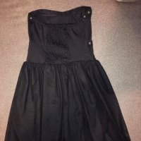 Стилна черна рокля S размер, снимка 2 - Рокли - 26907788