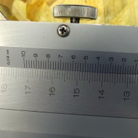 Високомер Mitutoyo 520-156 vernier height gage 0-600 mm, снимка 4 - Други инструменти - 39050771