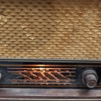 старо радио , снимка 10 - Радиокасетофони, транзистори - 44000483