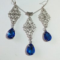 Разкошен комплект бижута в кралско синьо и филигранни орнаменти в цвят Сребро , снимка 1 - Бижутерийни комплекти - 38880933