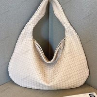 Френска дамска тъкана чанта от висок клас, универсална чанта за рамо под мишниците, 11цвята, снимка 5 - Чанти - 42111425
