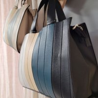 Шарена лятна чанта,с много цветове,три прегради!, снимка 10 - Чанти - 40519160