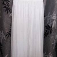 Бяла шифонена пола с подплата , снимка 1 - Поли - 37109559