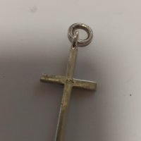 Сребърен кръст, снимка 1 - Колиета, медальони, синджири - 39231934
