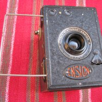 Метален фотоапарат камера, снимка 1 - Антикварни и старинни предмети - 28410678