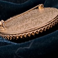 Винтидж брошка с порцелан, Чехословакия , снимка 4 - Антикварни и старинни предмети - 39955634