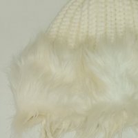 Комлект в екрю, шал и шапка – one size, снимка 8 - Шапки, шалове и ръкавици - 35533086