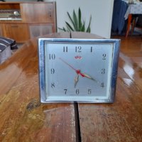 Стар настолен часовник,будилник #2, снимка 1 - Антикварни и старинни предмети - 44068468