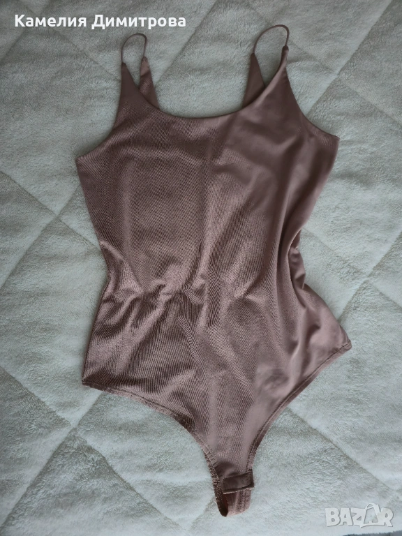 Сатенено боди с тънки презрамки – пепел от рози, снимка 1