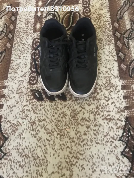 Продавам. кожени. маратонки, снимка 1