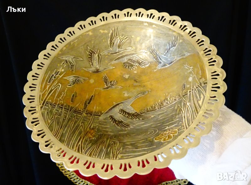 Бронзова фруктиера,клетъчен емайл,лебеди. , снимка 1