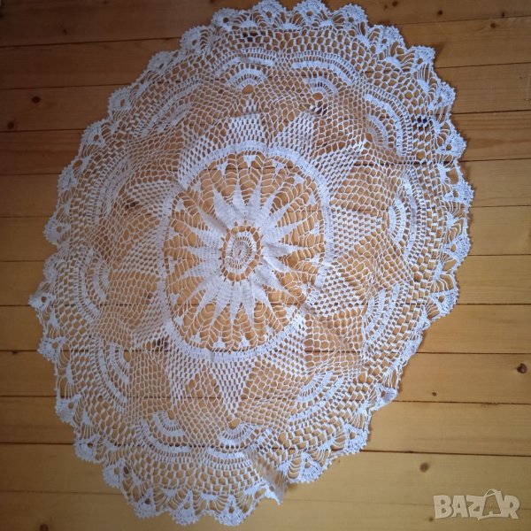 Нова плетена покривка , снимка 1