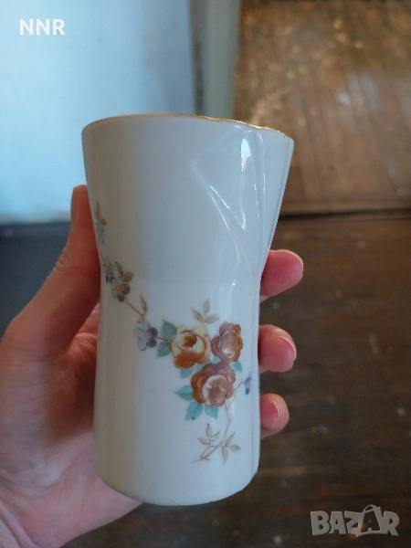Ваза порцеланова, снимка 1