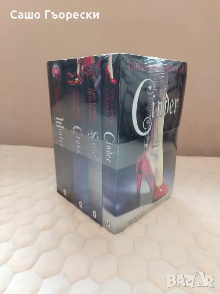 The Lunar Chronicles , снимка 1