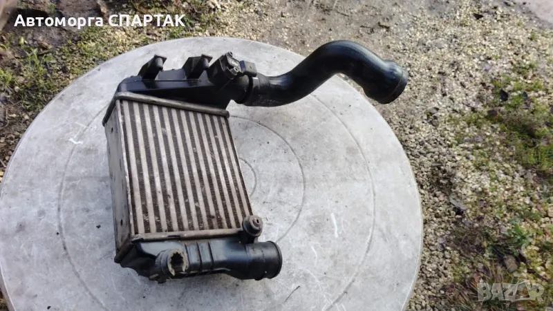 Интеркулер за Ауди а6 ц5, снимка 1