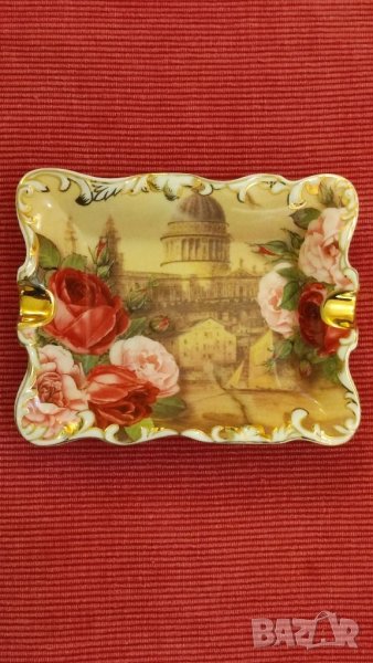 Порцеланов пепелник TRIMAR. , снимка 1