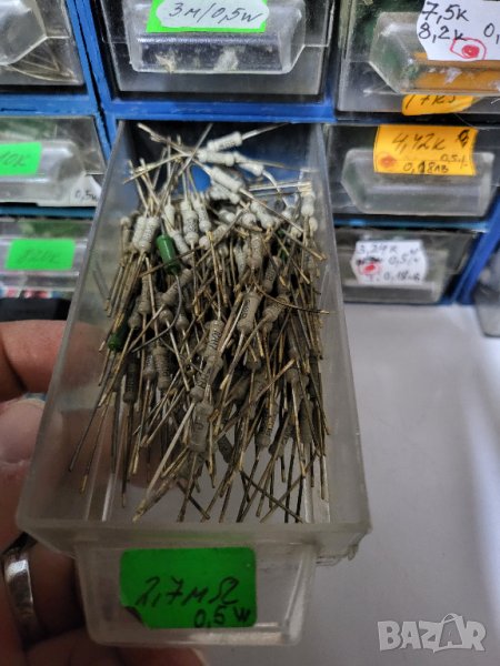 резистор, съпротивление  2,7 мегаома 0,5 вата, снимка 1