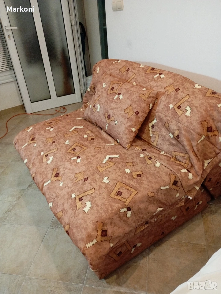 Продавам разтегателен диван , снимка 1