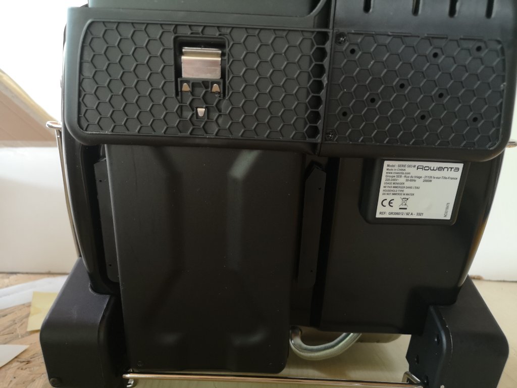 Мултифункционална електрическа скара Rowenta GR3060 Ultra Compact Comfort  600, 2000 W, с незалепващи в Скари в гр. Търговище - ID38255965 — Bazar.bg