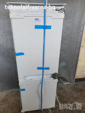 Bauknecht Хладилник  за вграждане 