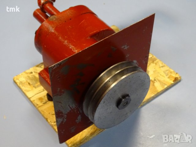 хидравлична помпа TOS за плосък шлайф TOS, снимка 2 - Други машини и части - 37052914