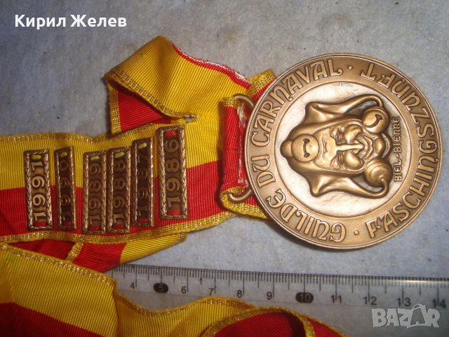 1986-1991 GUILDE DU CARNAVAL FASCHINGSZUNFT Немски РЯДЪК КАРНАВАЛЕН МЕДАЛ За 6 ПОРЕДНИ ГОДИНИ 31948, снимка 11 - Антикварни и старинни предмети - 38165617