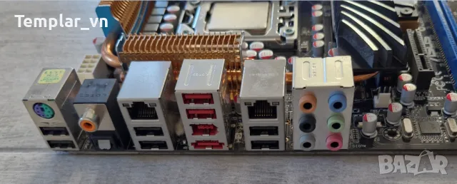 Asus P6T Deluxe V2 1366 X58 / i7 920 /Kingston Hyper X 3x4 DDR3 1600 898, снимка 2 - Геймърски - 49705584