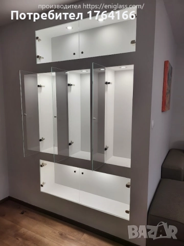 Мебели от стъкло