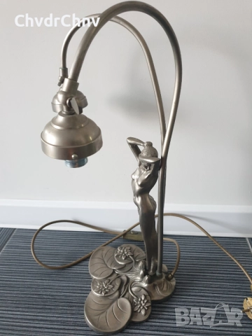 Стара Арт Деко немска настолна лампа с фигура на гола жена/бял бронз/еротика/50см-3кг, снимка 3 - Настолни лампи - 51603040