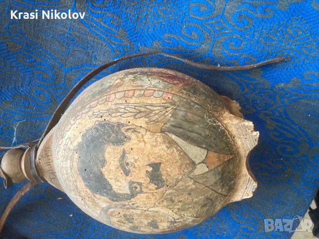 Дървена стомна гравирана