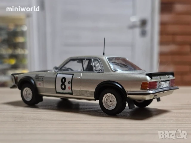 Mercedes Benz 500 SLC n.8 1980 - мащаб 1:43 на IXO/Altaya моделът е нов в PVC дисплей-кейс, снимка 3 - Колекции - 51209013