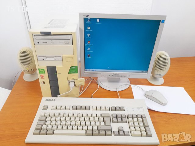 ⭐Продавам рядък ретро компютър Pentium MMX с WINDOWS 98 и 5,25 инча твърд диск!⭐, снимка 2 - Колекции - 43938286