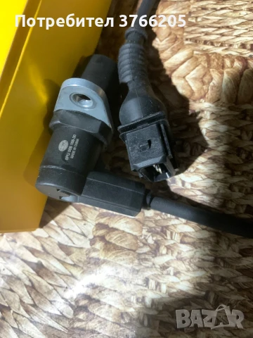 Датчик разпределителен вал Hella  Bmw e39, снимка 2 - Части - 50508377
