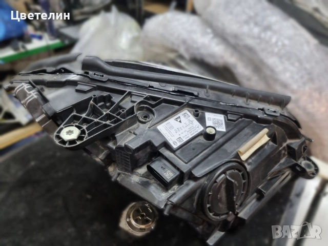 Ляв фар за Mercedes C W205 Multibeam lqv far мерцедес 205 ц класа, снимка 8 - Части - 52950228
