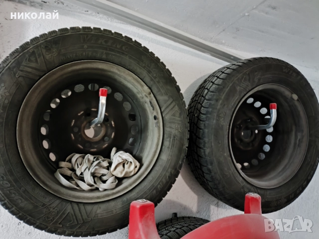 Продавам джанти 15 с зимни гуми , снимка 4 - Гуми и джанти - 51480106