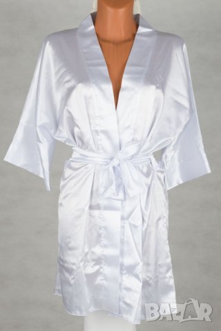Бял комплект от халат и долнище на пижама марка Dkaren - M и L, снимка 5 - Пижами - 32875551