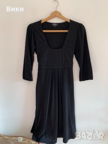 Черна рокля