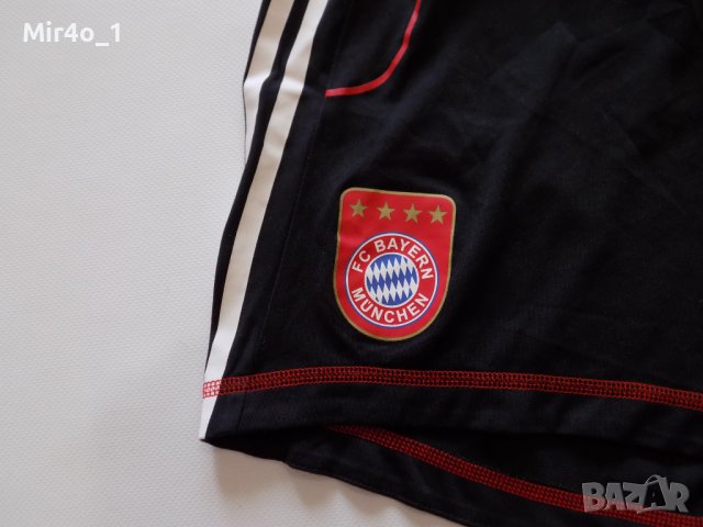 Къси панталони adidas bayern адидас шорти оригинални футболни мъжки М, снимка 7 - Спортни дрехи, екипи - 40271000