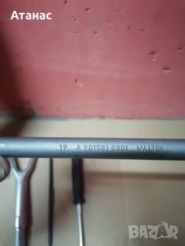 Ключ за гуми,отвертка,кука за теглене на Мерцедес, снимка 5 - Аксесоари и консумативи - 39732511